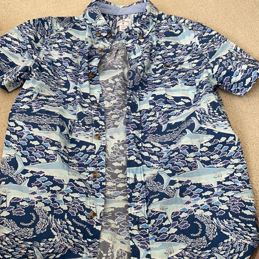 NWOT vineyard vines boys button down 6/7
